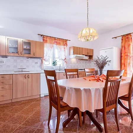 Ferienhaus Vesna Ližnjan