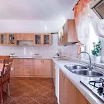 House Vesna Liznjan