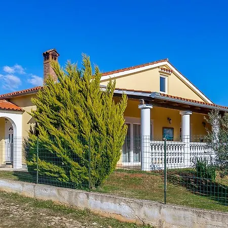 House Vesna * Ližnjan