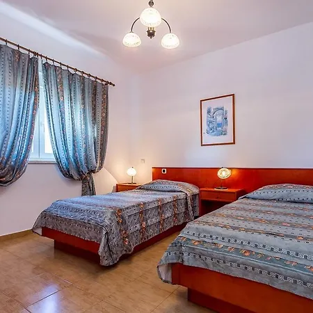 Holiday home House Vesna *